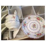 Fine china in zippered storage cont... Fine china in zippered storage cont...