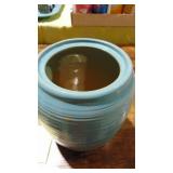 UND Pottery Cookie Jar (asis) Lid has a Crack and base has a hairline in it. UND Pottery Cookie Jar (asis) Lid has a Crack and base has a hairline in it.