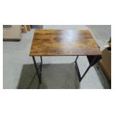 Wood Top Metal Base Worktable, has a side pocket (29.5" x 31.5" x 20") Wood Top Metal Base Worktable, has a side pocket (29.5" x 31.5" x 20")
