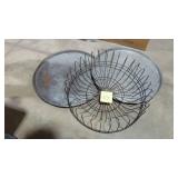 Large Plate Rack and 2-Large Zinc Trays Large Plate Rack and 2-Large Zinc Trays