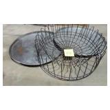 Large Plate Rack and 2-Large Zinc Trays Large Plate Rack and 2-Large Zinc Trays