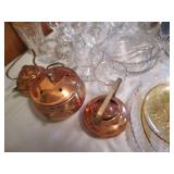 Vintage smaller copper tone kettles...