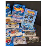 30 Hot Wheels Single Car Packs