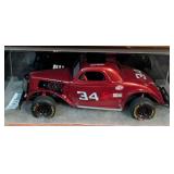 Vintage Model Kit Coupe Racers and Display Cases