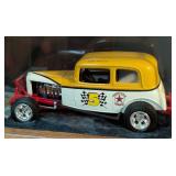 Vintage Model Kit Coupe Racers and Display Cases