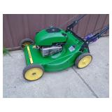 John Deere self propelled. Used condition. Tested & works. As shown. John Deere self propelled. Used condition. Tested & works. As shown.