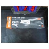 New woken grease gun. As shown. New woken grease gun. As shown.