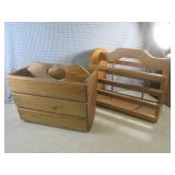 (F-2) 2 Wood Magazine Racks / Holde... (F-2) 2 Wood Magazine Racks / Holde...
