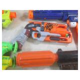 (EW5) Assortment of Nerf Guns... (EW5) Assortment of Nerf Guns...