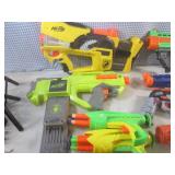(EW5) Assortment of Nerf Guns... (EW5) Assortment of Nerf Guns...