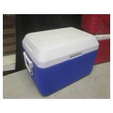 (BSB) 3 Coleman Coolers... (BSB) 3 Coleman Coolers...