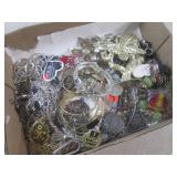 (CSB) Assorted Fashion Jewelry and ... (CSB) Assorted Fashion Jewelry and ...