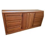 Oak 9-Drawer Dresser with Center Cabinet Doors Oak 9-Drawer Dresser with Center Cabinet Doors