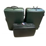 Set of 3 Hard Shell American Tourister Suitcases with Handles Set of 3 Hard Shell American Tourister Suitcases with Handles
