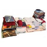 Large Collection of Assorted Bedding Sheets and Blankets Large Collection of Assorted Bedding Sheets and Blankets