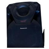 Panasonic 5 CD Changer Stereo System SA-AK18 with Dual Bass Reflex Speakers Panasonic 5 CD Changer Stereo System SA-AK18 with Dual Bass Reflex Speakers