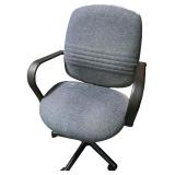 Gray Fabric Swivel Office Chair with Armrests Gray Fabric Swivel Office Chair with Armrests
