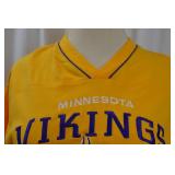 Minnesota Vikings Shirt XL, Cap, and Scarf Set NFL Licensed Minnesota Vikings Shirt XL, Cap, and Scarf Set NFL Licensed