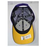 Minnesota Vikings Shirt XL, Cap, and Scarf Set NFL Licensed Minnesota Vikings Shirt XL, Cap, and Scarf Set NFL Licensed