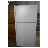 White Top-Freezer Refrigerator White Top-Freezer Refrigerator