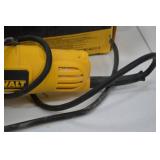DeWalt DWE4011 4-1/2 in Angle Grinder 7A with Box DeWalt DWE4011 4-1/2 in Angle Grinder 7A with Box