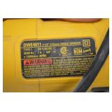 DeWalt DWE4011 4-1/2 in Angle Grinder 7A with Box DeWalt DWE4011 4-1/2 in Angle Grinder 7A with Box