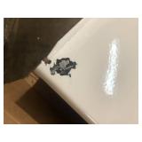 Lot of Assorted Bathtubs Damaged  Various Models and Conditions   Customer Returns See Pictures Lot of Assorted Bathtubs Damaged  Various Models and Conditions   Customer Returns See Pictures