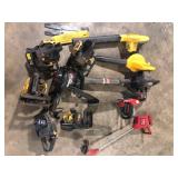 Lot of Assorted Lawn Care Tools Various Models and Conditions   Customer Returns See Pictures Lot of Assorted Lawn Care Tools Various Models and Conditions   Customer Returns See Pictures
