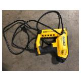 DEWALT 5-in-1 Multi-Tacker and Brad Nailer   Customer Returns See Pictures DEWALT 5-in-1 Multi-Tacker and Brad Nailer   Customer Returns See Pictures