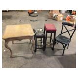 Lot of Assorted Chairs and Table Various Models and Conditions  Customer Returns See Pictures Lot of Assorted Chairs and Table Various Models and Conditions  Customer Returns See Pictures