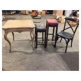 Lot of Assorted Chairs and Table Various Models and Conditions  Customer Returns See Pictures Lot of Assorted Chairs and Table Various Models and Conditions  Customer Returns See Pictures