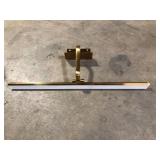 HUOKU Nimbus 31.5 in. W 1-Light Brushed Gold Brass Intergrated LED Vanity for Vanity Mirror  Customer Returns See Pictures HUOKU Nimbus 31.5 in. W 1-Light Brushed Gold Brass Intergrated LED Vanity for Vanity Mirror  Customer Returns See Pictures