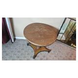 Round Wooden Pedestal Side Table with Tripod Base