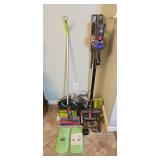 Dyson Cordless Vacuum Cleaner with Attachments and Cleaning Pads - untested