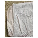 Light Pink Paisley Patterned Comforter