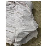 Light Pink Paisley Patterned Comforter