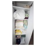 Lot of Assorted Bath Towels