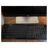 HP w1907 19-Inch Monitor with Keyboard, Mouse, and Stereo Speakers