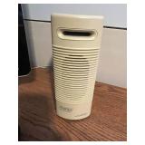 HP w1907 19-Inch Monitor with Keyboard, Mouse, and Stereo Speakers