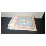 Floral Quilt with Coordinating Pillow Shams
