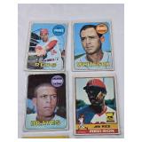 Lot of 9 Vintage Baseball Cards From the 1960 Lot of 9 Vintage Baseball Cards From the 1960