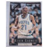 Kevin Garnett Rookie 1996 Topps #41 - Minnesota Timberwolves Basketball Card Kevin Garnett Rookie 1996 Topps #41 - Minnesota Timberwolves Basketball Card
