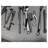 VARIOUS HAND TOOLS VARIOUS HAND TOOLS