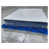 Stearns & Foster Lux Hybrid Medium Firm King Mattress — MSRP $3,899.00 — NO RESERVE