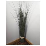 Tied Grass Accent Decor