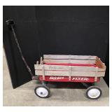 Radio-Flyer wagon