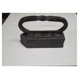 Rare 22- pound cast iron Antique clothes iron