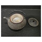 Black cast-Iron Japanese Tea Kettle