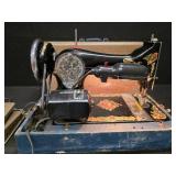 Vintage Deluxe Precision Sewing Machine with light and Carry-case