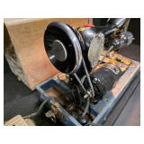 Vintage Deluxe Precision Sewing Machine with light and Carry-case